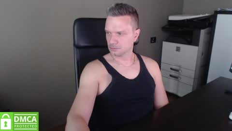 Snapshot of maschiodavide89 chatting on 06.19.26 David online show from 06.19.26