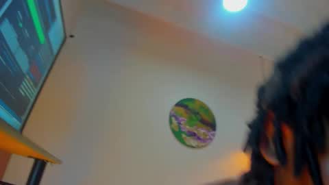 Snapshot of mashall_lee chatting on 03.02.26 MARSHALL LEE online show from 03.02.26