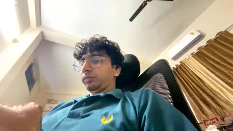 maskboyz2003 online show from 10.17.25