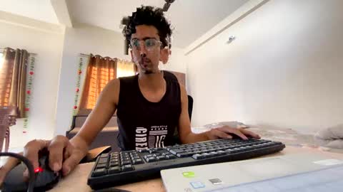 Mask Boy online show from 02.05.25