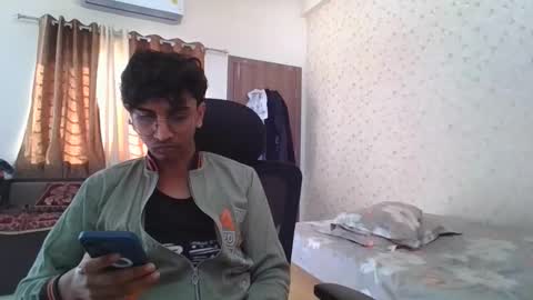 Mask Boy online show from 11.14.25