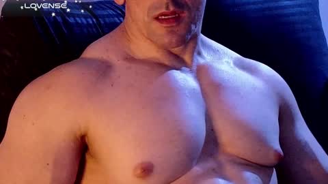 masked_bodybuilder online show from 12.22.24