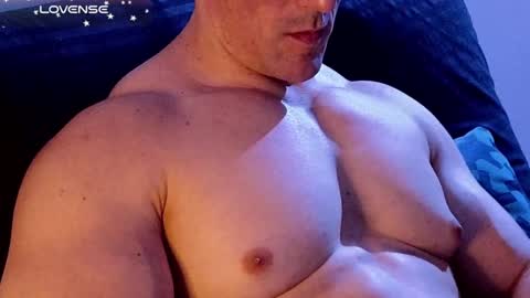 masked_bodybuilder online show from 12.24.24