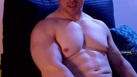 masked_bodybuilder online show from 02.02.25