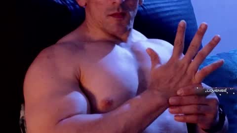 masked_bodybuilder online show from 02.03.25