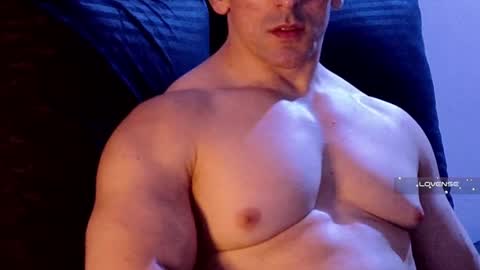 masked_bodybuilder online show from 02.07.25