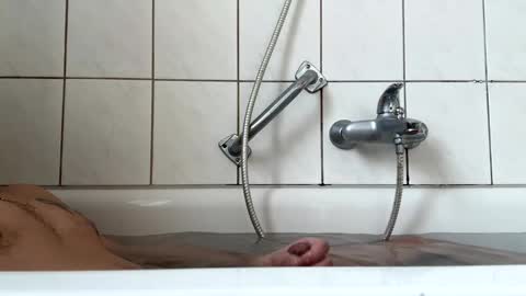 maskeddmann online show from 12.20.24