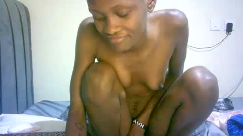 Snapshot of maskgang001 chatting on 09.13.25 maskgang001 online show from 09.13.25