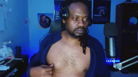 Maskmind online show from 03.10.25