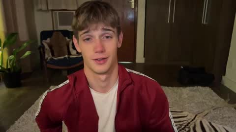 Snapshot of mason_gallagher chatting on 10.10.25 Mason online show from 10.10.25