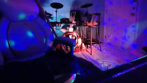 HappyZending online show from 11.13.25