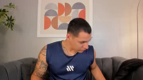 Snapshot of massimocontie_ chatting on 11.13.25 Massimo Contie online show from 11.13.25