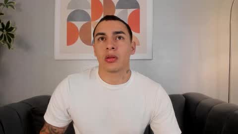 Snapshot of massimocontie_ chatting on 11.14.25 Massimo Contie online show from 11.14.25