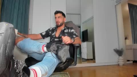 Matthew online show from 10.03.25