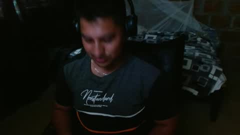 Snapshot of master_aron chatting on 02.03.25 master_aron online show from 02.03.25