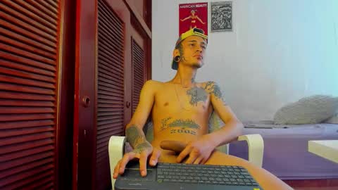 Snapshot of master_chief16xxx chatting on 10.29.25 nicolas online show from 10.29.25