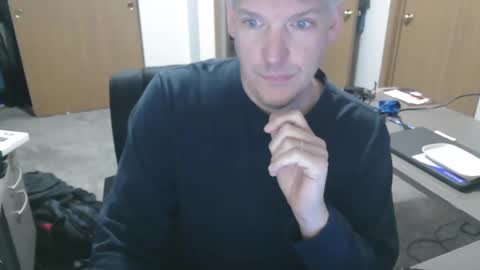 Snapshot of master_thorn chatting on 01.31.25 Master Thorn online show from 01.31.25