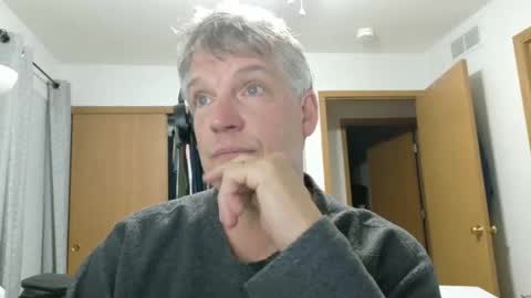 Snapshot of master_thorn chatting on 05.15.26 Master Thorn online show from 05.15.26