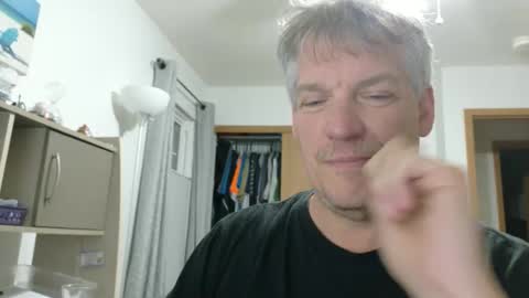 Snapshot of master_thorn chatting on 05.20.26 Master Thorn online show from 05.20.26