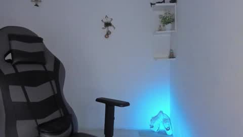 Alpha junior online show from 01.12.26