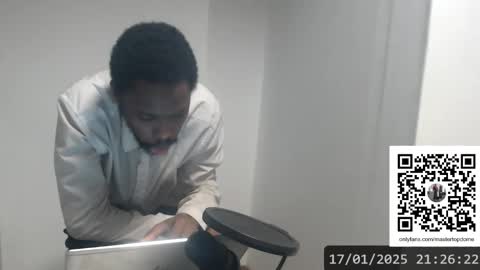 Snapshot of masterdomfuck chatting on 01.18.25 Masterdomfuck online show from 01.18.25