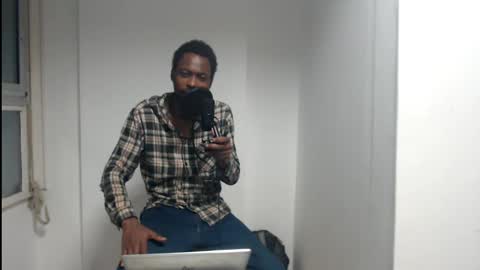 Snapshot of masterdomfuck chatting on 02.04.25 Masterdomfuck online show from 02.04.25