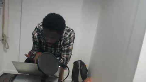 Snapshot of masterdomfuck chatting on 02.05.25 Masterdomfuck online show from 02.05.25