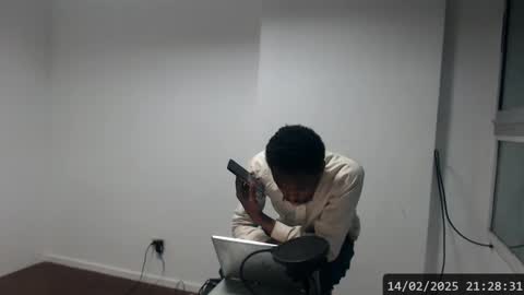 Snapshot of masterdomfuck chatting on 02.15.25 Masterdomfuck online show from 02.15.25