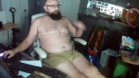 Snapshot of masterdurt chatting on 09.27.25 The Big Duurty online show from 09.27.25