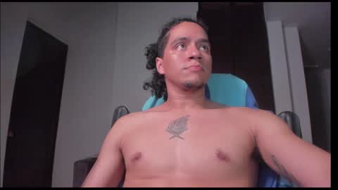 Juan Independent Model online show from 01.23.25