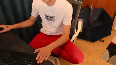 Snapshot of mastermiko chatting on 02.04.26 Silly Rabbit online show from 02.04.26