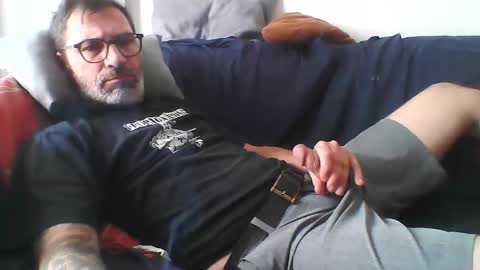 Snapshot of masterp17 chatting on 10.15.25 Master P online show from 10.15.25