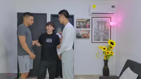 Team Cris Darwin- Fernando- Stiven- David online show from 05.22.26