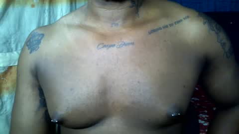 Snapshot of mastershow69 chatting on 02.01.25 camilo online show from 02.01.25