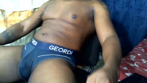 Snapshot of mastershow69 chatting on 02.21.25 camilo online show from 02.21.25