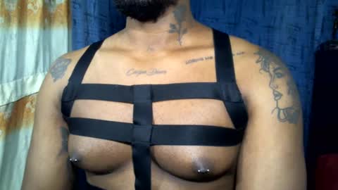 Snapshot of mastershow69 chatting on 03.10.25 camilo online show from 03.10.25