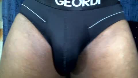 Snapshot of mastershow69 chatting on 03.10.25 camilo online show from 03.10.25