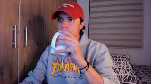 Snapshot of mastrangelo_x chatting on 10.17.25 mastrangelo_x online show from 10.17.25