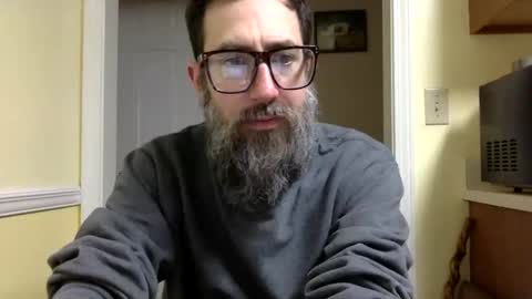 Snapshot of masturbauteur chatting on 10.25.25 masturbauteur online show from 10.25.25