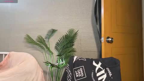 Snapshot of masubaby chatting on 09.25.25 SuSu online show from 09.25.25