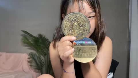 Snapshot of masubaby chatting on 09.29.25 SuSu online show from 09.29.25