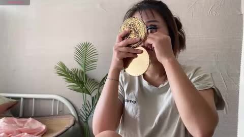 Snapshot of masubaby chatting on 10.01.25 SuSu online show from 10.01.25