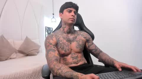 mateo_dilucajs1 online show from 09.10.25