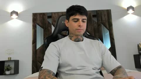 mateo_dilucajs1 online show from 10.05.25