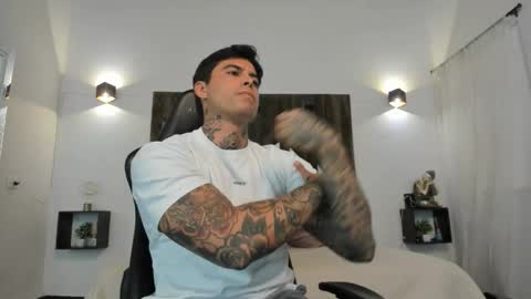 mateo_dilucajs1 online show from 10.22.25