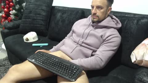 ..................................................................................................onlyfans i am mathew online show from 12.25.24