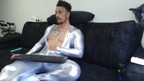 ..................................................................................................onlyfans i am mathew online show from 01.11.25