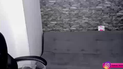 Mathew Independent model online show from 09.25.25