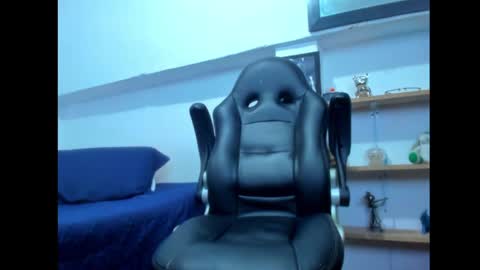 Snapshot of mathews_19 chatting on 01.13.25 Teo online show from 01.13.25