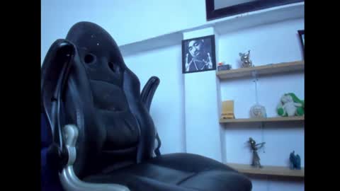 Snapshot of mathews_19 chatting on 01.26.25 Teo online show from 01.26.25